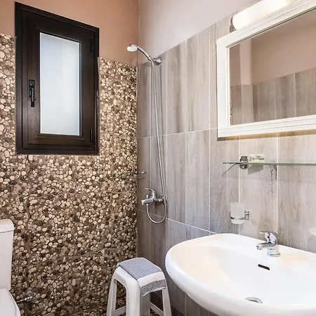 Hotel apartamentowy Lia Beachfront 2*
