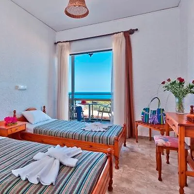 Lia Beachfront Hotel apartamentowy