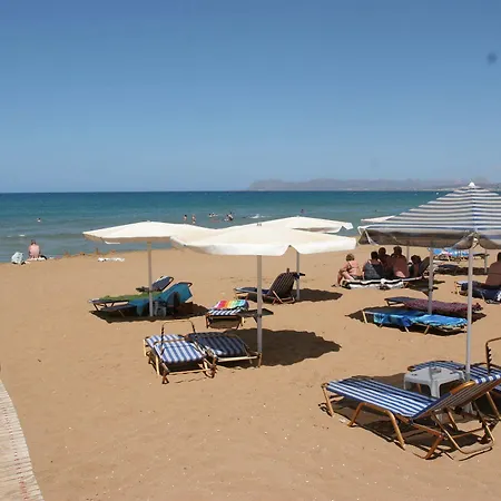 Lia Beachfront Hotel apartamentowy