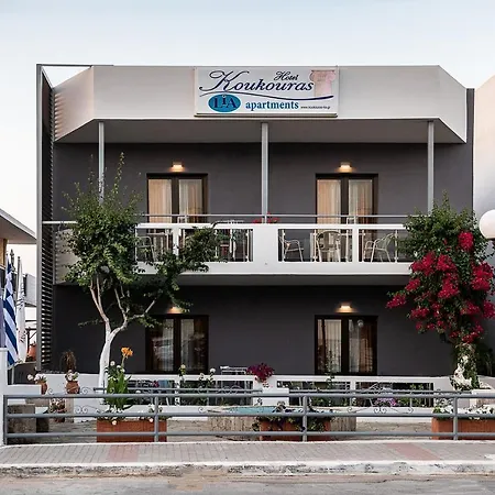 Hotel apartamentowy Lia Beachfront