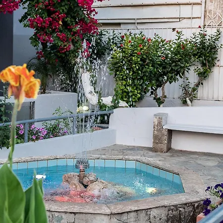 Lia Beachfront Apartmanhotel